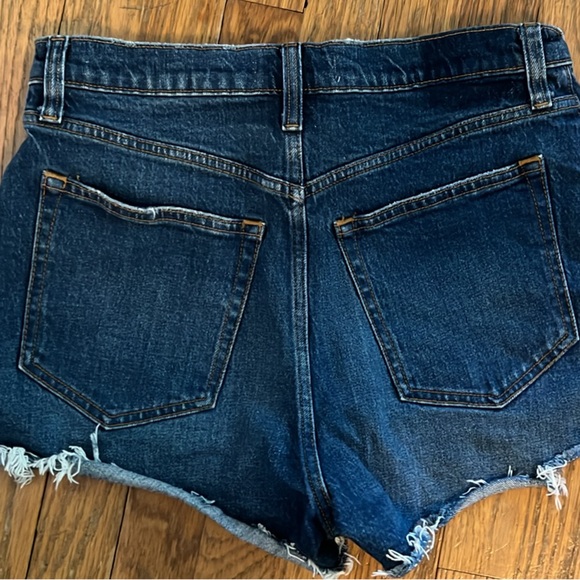 Abercrombie & Fitch High Rise Shorts Size 6 - Picture 4 of 4